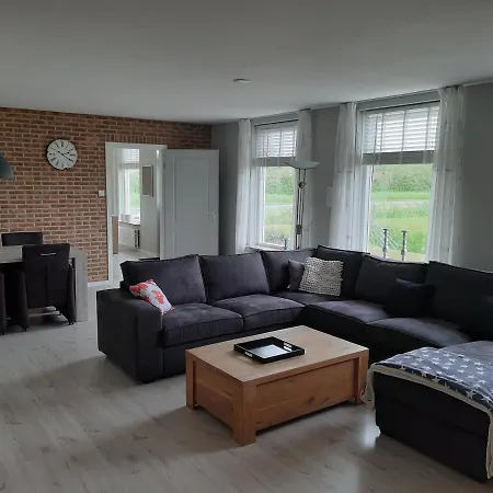 Farm stay Iefjeshoeve Petten